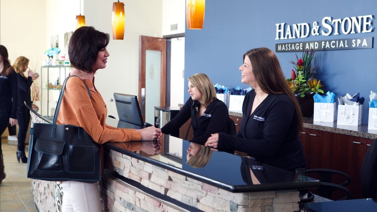 Hand & Stone Canada Provides Franchisees With Multiple Revenue Streams and Industry-Leading Support Hand & Stone Canada Provides Franchisees With Multiple Revenue Streams and Industry-Leading Support