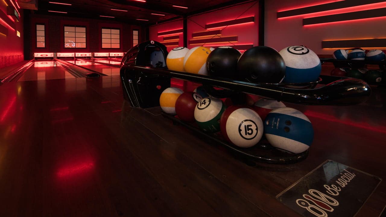 How 810 Billiards & Bowling Built a New Experiential Dining Category That COVID Couldn’t Defeat How 810 Billiards & Bowling Built a New Experiential Dining Category That COVID Couldn’t Defeat