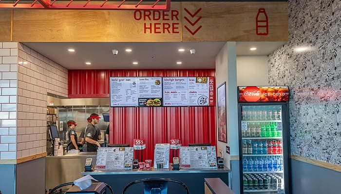 Franchise Times: MOOYAH Burgers, Fries & Shakes Inks 10-Unit Dallas Deal Franchise Times: MOOYAH Burgers, Fries & Shakes Inks 10-Unit Dallas Deal