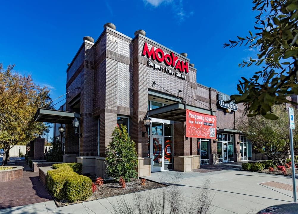 After Unveiling a Fresh Modern Look, MOOYAH Burgers, Fries & Shakes Franchise Owners See a Dramatic Year-Over-Year Sales Jump After Unveiling a Fresh Modern Look, MOOYAH Burgers, Fries & Shakes Franchise Owners See a Dramatic Year-Over-Year Sales Jump