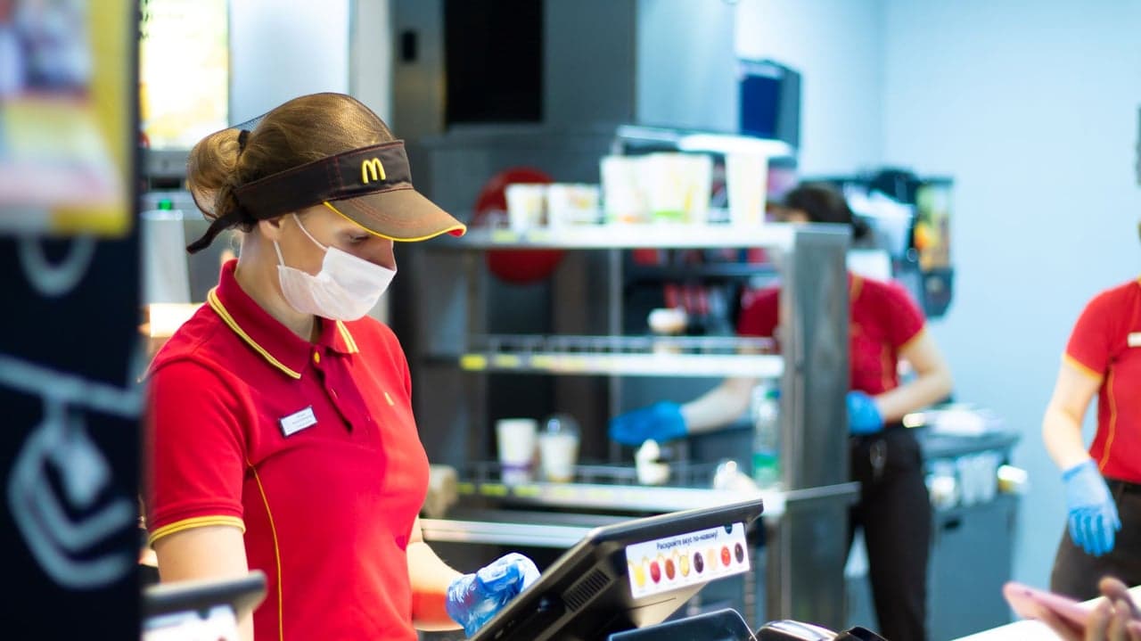 McDonald’s Announces Wide-Ranging Worker Benefits to Attract New Employees McDonald’s Announces Wide-Ranging Worker Benefits to Attract New Employees