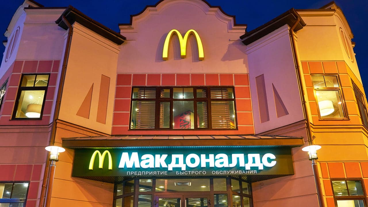 What You Need to Know Before Taking Your Franchise into a New Country What You Need to Know Before Taking Your Franchise into a New Country