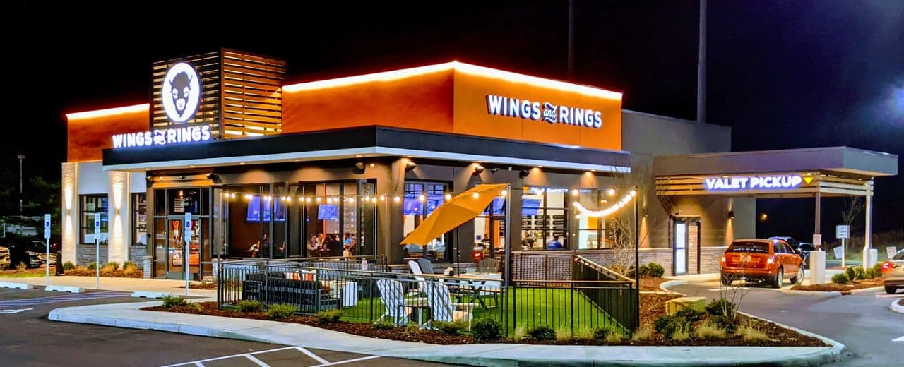 Entrepreneur Magazine: Buffalo Wings & Rings Named 2021 Top Food Franchise Entrepreneur Magazine: Buffalo Wings & Rings Named 2021 Top Food Franchise