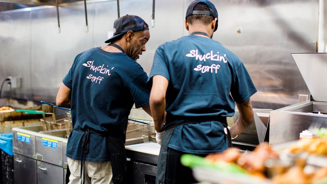 How Shuckin’ Shack Is Attracting and Retaining Premier Talent How Shuckin’ Shack Is Attracting and Retaining Premier Talent