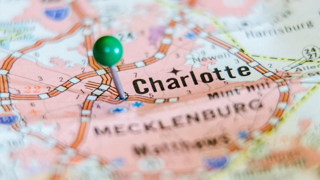 LaundroLab Signs First Charlotte-Based Franchise, Anticipates Up to 12 More in the Market LaundroLab Signs First Charlotte-Based Franchise, Anticipates Up to 12 More in the Market
