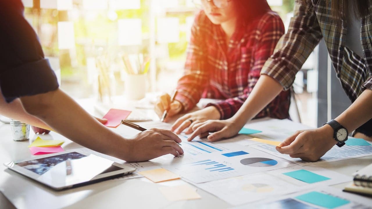 How We Help You Define and Deploy Your Story How We Help You Define and Deploy Your Story