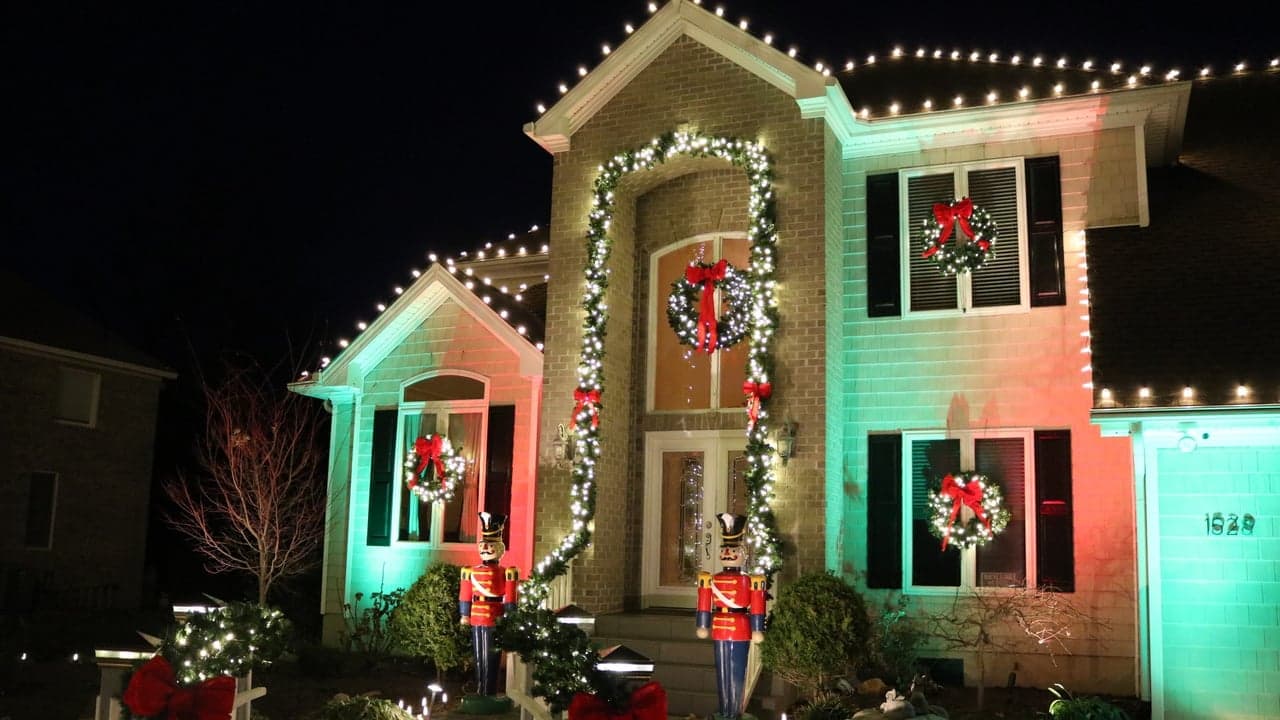 WHP-TV: Military Family Gets Festive Surprise From Dad WHP-TV: Military Family Gets Festive Surprise From Dad