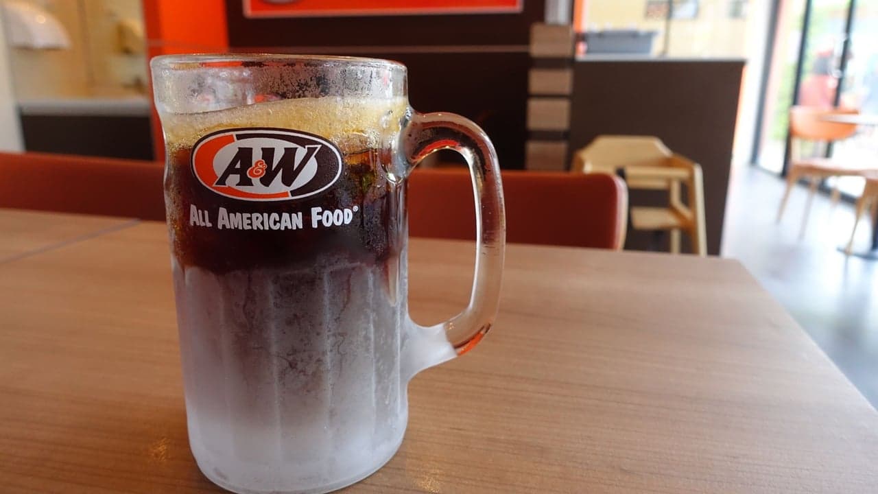 5 Fast-Casual Franchises We Love 5 Fast-Casual Franchises We Love