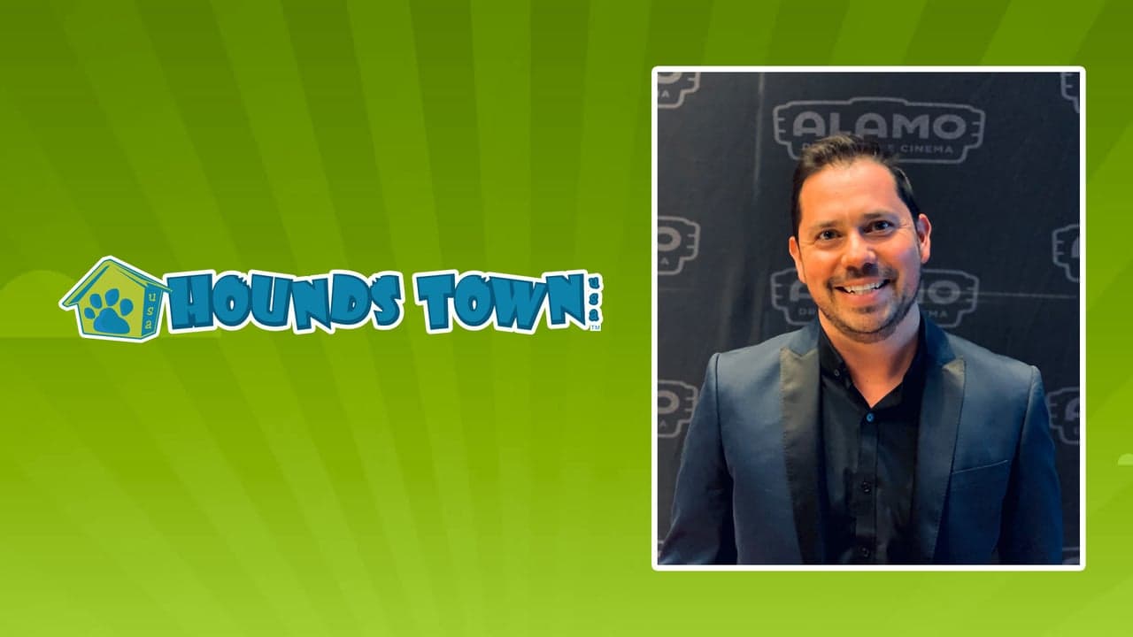 Hounds Town USA Hires David Martinelli as New VP of Marketing Hounds Town USA Hires David Martinelli as New VP of Marketing