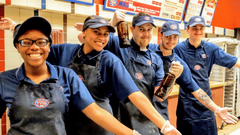 How Sizzling Platter is Investing in Brand Culture to Create a Happy Workplace How Sizzling Platter is Investing in Brand Culture to Create a Happy Workplace