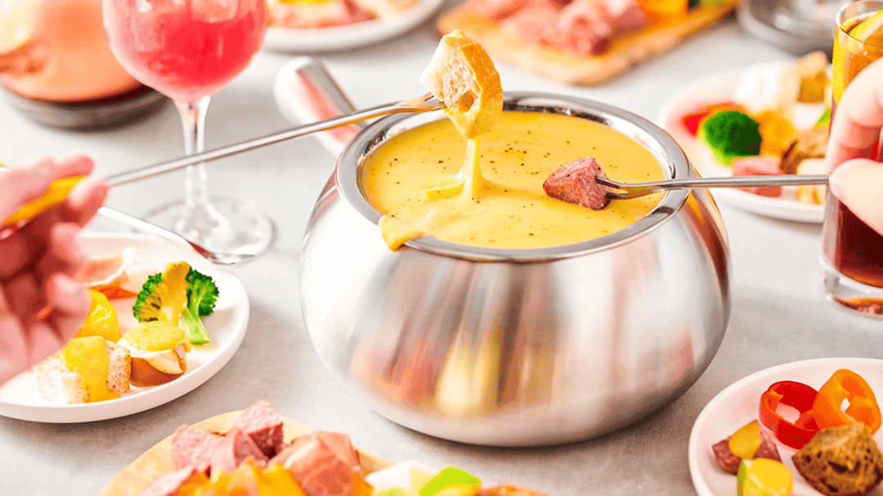 10 Reasons to Buy a Melting Pot Franchise in 2023 10 Reasons to Buy a Melting Pot Franchise in 2023