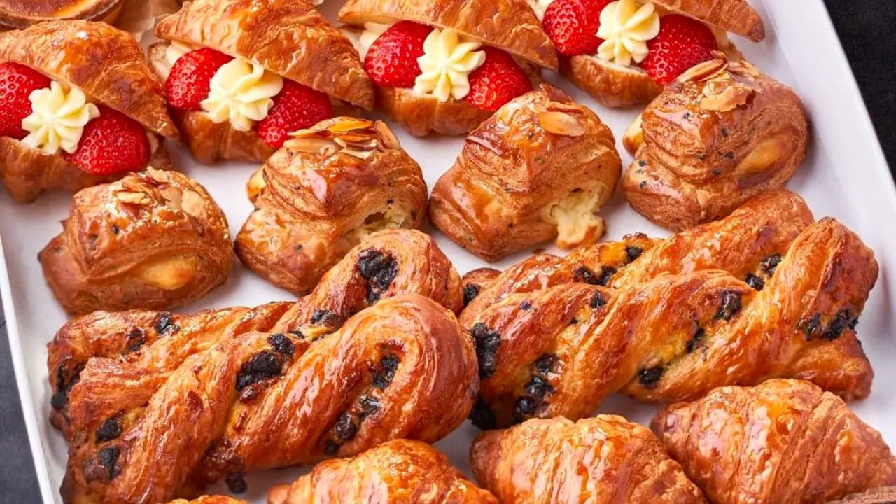 How Paris Baguette Elevates the Bakery Café Experience How Paris Baguette Elevates the Bakery Café Experience