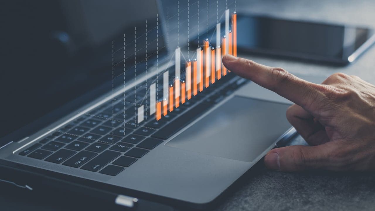 The 20 Hottest Service Franchise Brands To Invest in Right Now The 20 Hottest Service Franchise Brands To Invest in Right Now