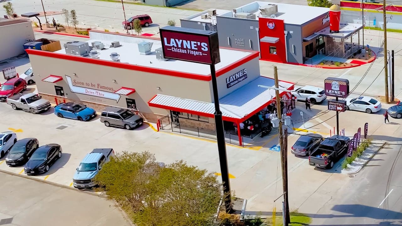 Layne’s Chicken Fingers Opened New Beaumont Location on October 18th Layne’s Chicken Fingers Opened New Beaumont Location on October 18th