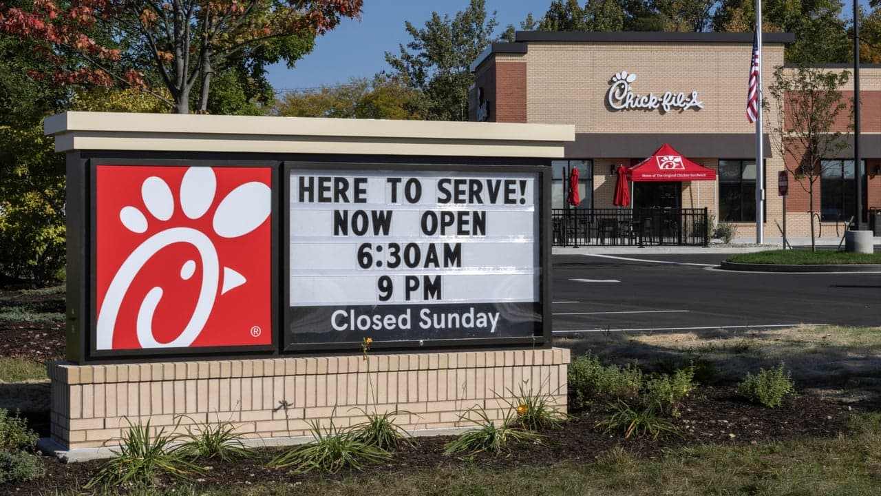 How Much Does It Cost to Buy a Chick-fil-A Franchise? How Much Does It Cost to Buy a Chick-fil-A Franchise?