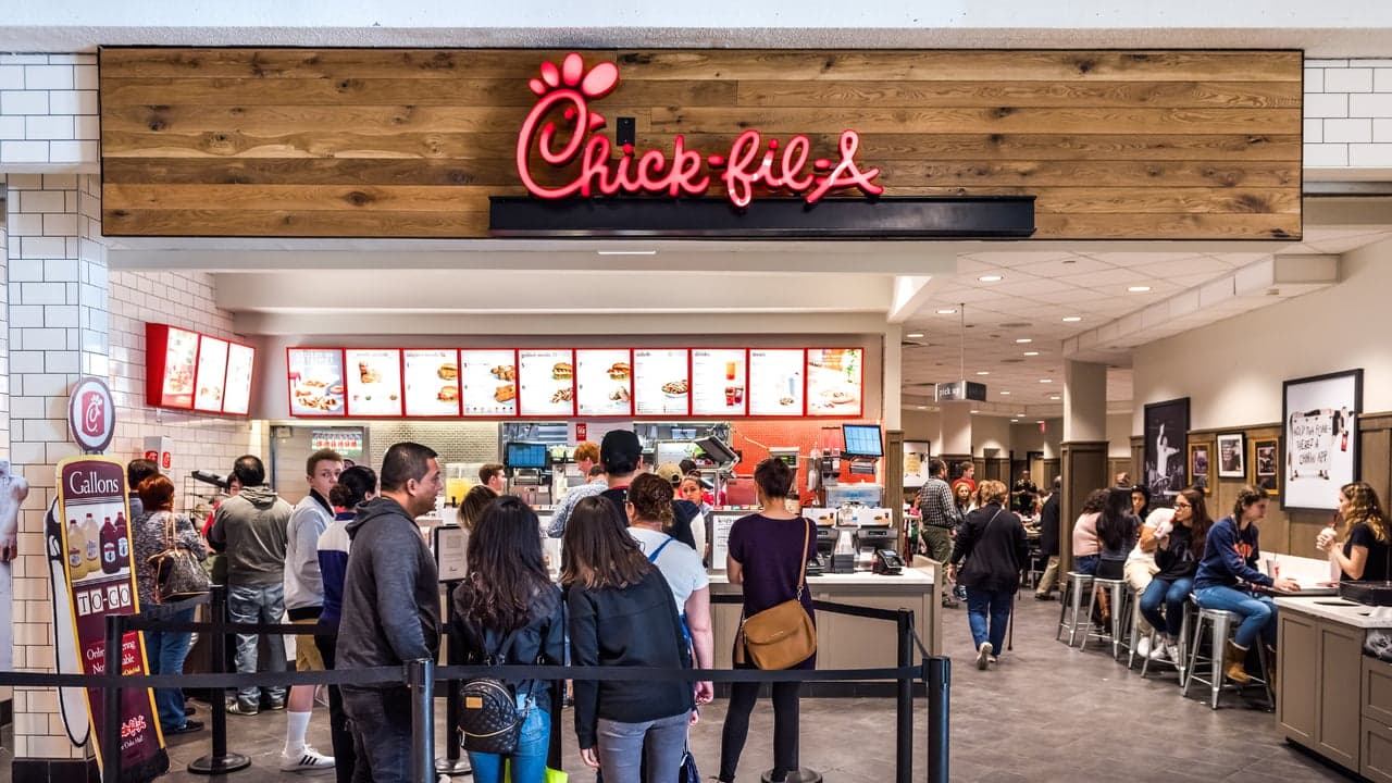 How Much Money Does a Chick-fil-A Franchise Owner Make? How Much Money Does a Chick-fil-A Franchise Owner Make?