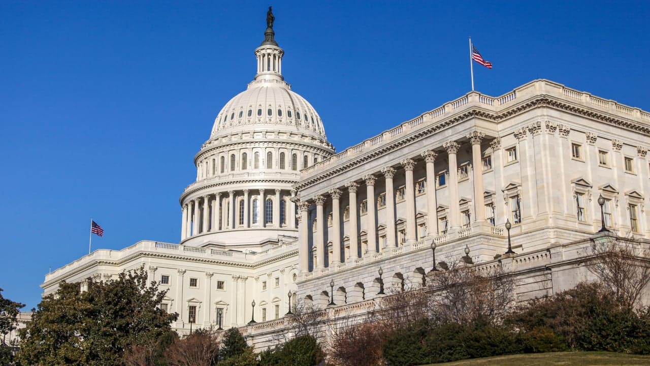 NLRB Rule That Would Hurt Franchisors Voted Down by US Senate NLRB Rule That Would Hurt Franchisors Voted Down by US Senate