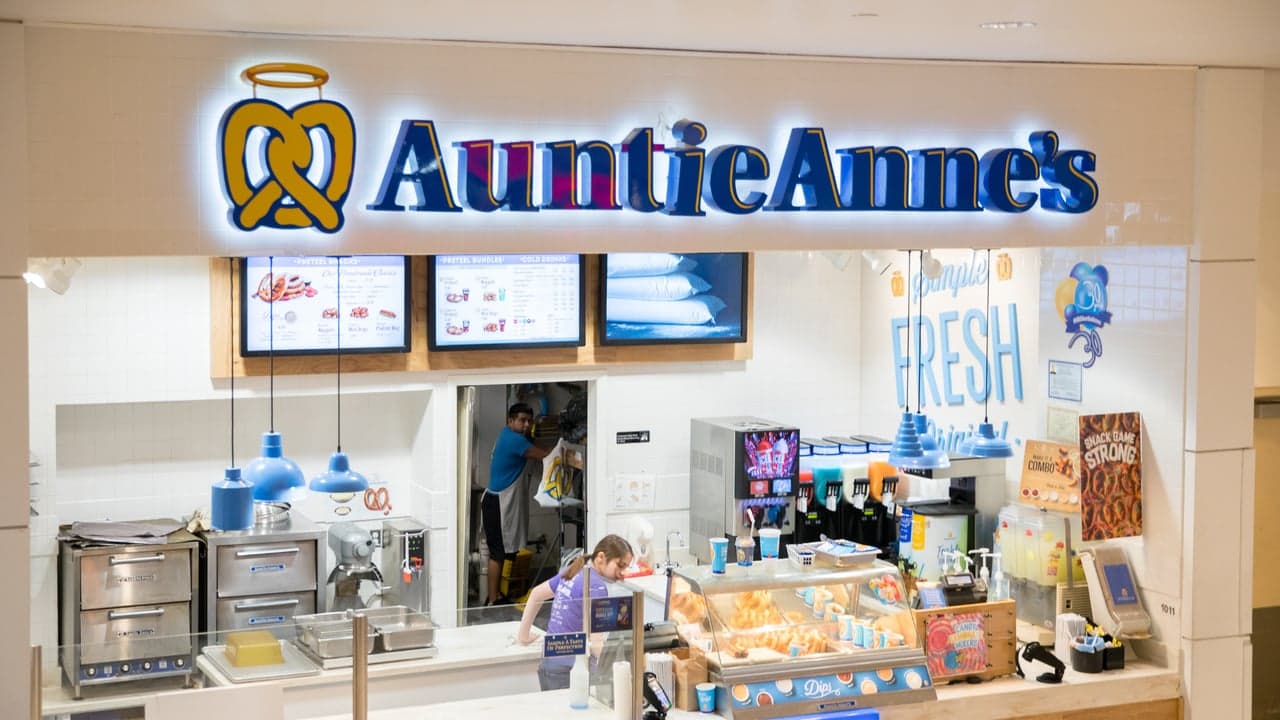 How Much Does It Cost to Open an Auntie Anne’s? How Much Does It Cost to Open an Auntie Anne’s?