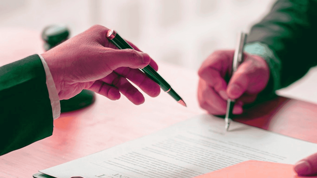 How to Leverage the Signing of a Franchisee by Playing into FOMO How to Leverage the Signing of a Franchisee by Playing into FOMO