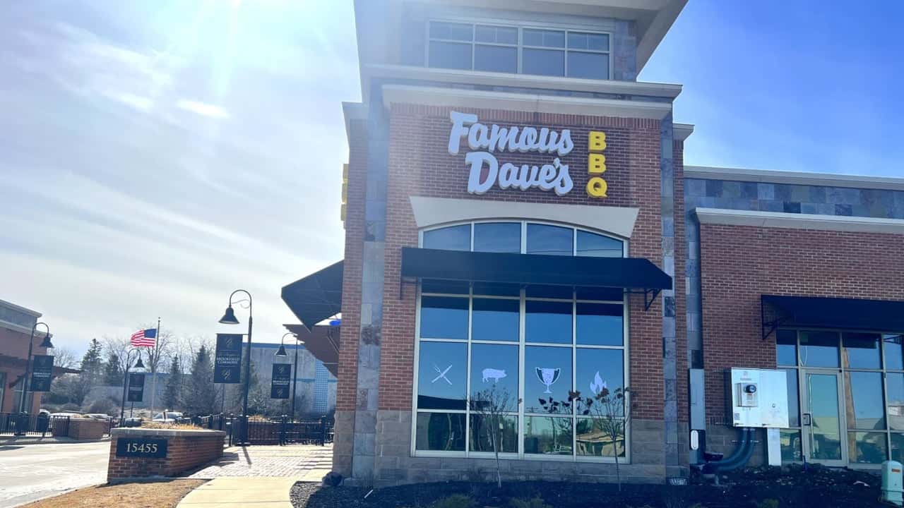 Franchise Times: Famous Dave’s Rolls Out Smaller Prototype Famous Dave’s Rolls Out Smaller Prototype To Expand Access and Lower Costs for Franchisees