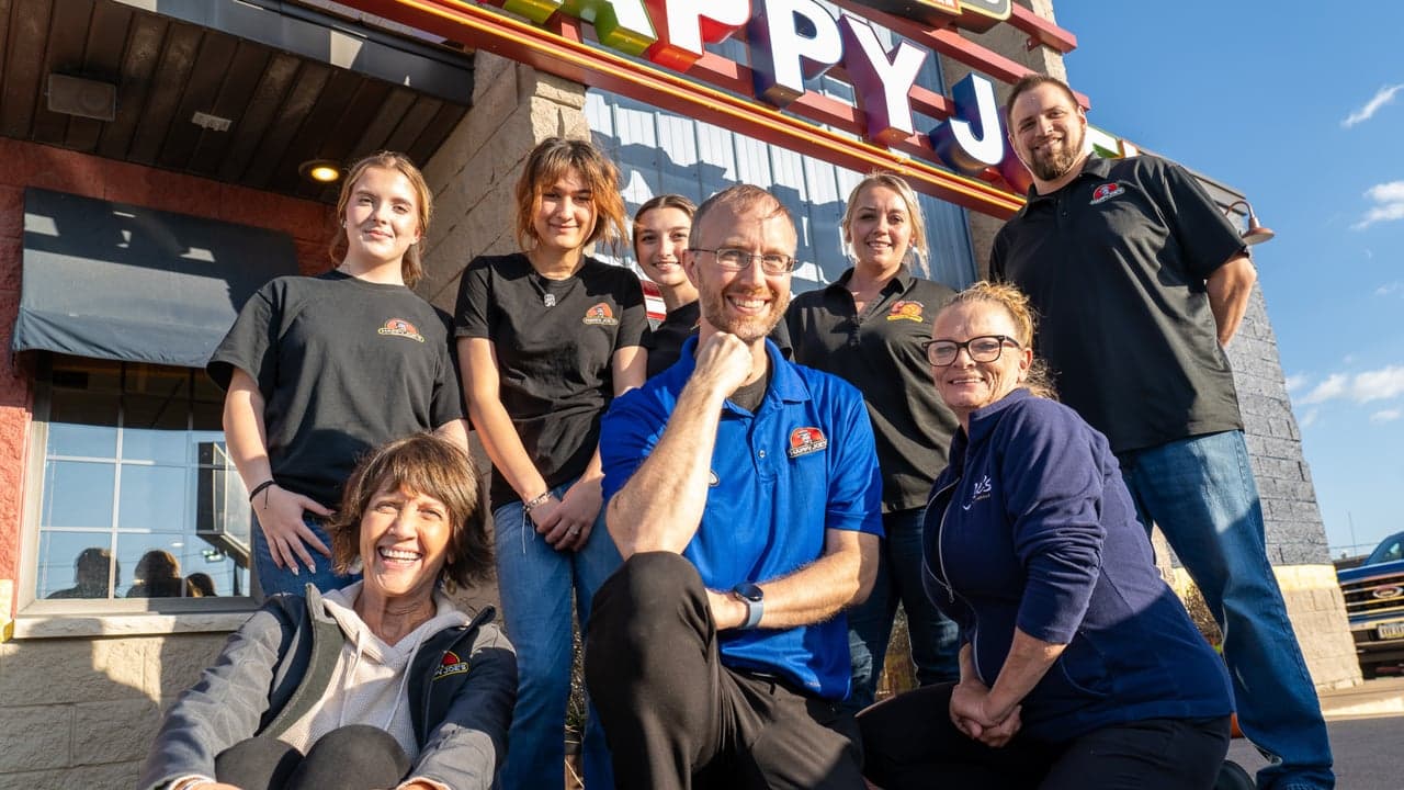 How Happy Joe's Training Program Sets Franchisees Up for Success How Happy Joe's Training Program Sets Franchisees Up for Success