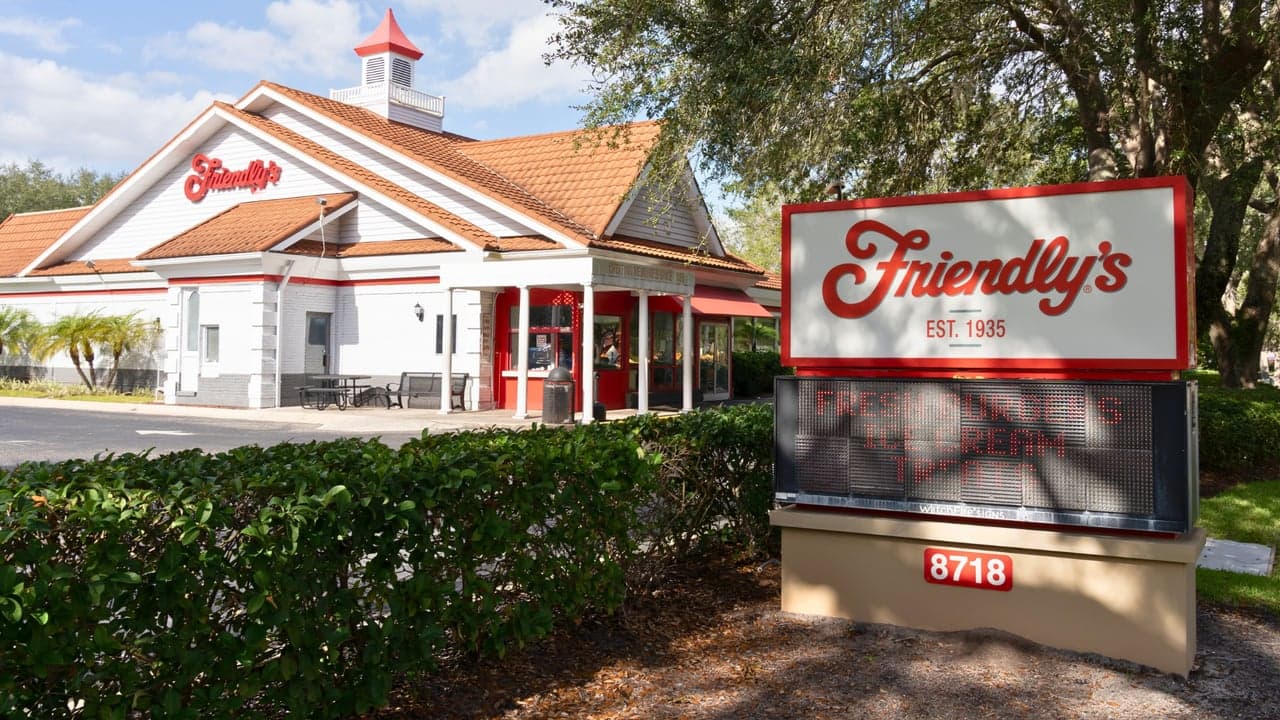 Friendly’s Parent Company Acquired by Multi-Unit Franchisee as More Owners Take the Lead in Brand Acquisitions Friendly’s Parent Company Acquired by Multi-Unit Franchisee as More Owners Take the Lead in Brand Acquisitions