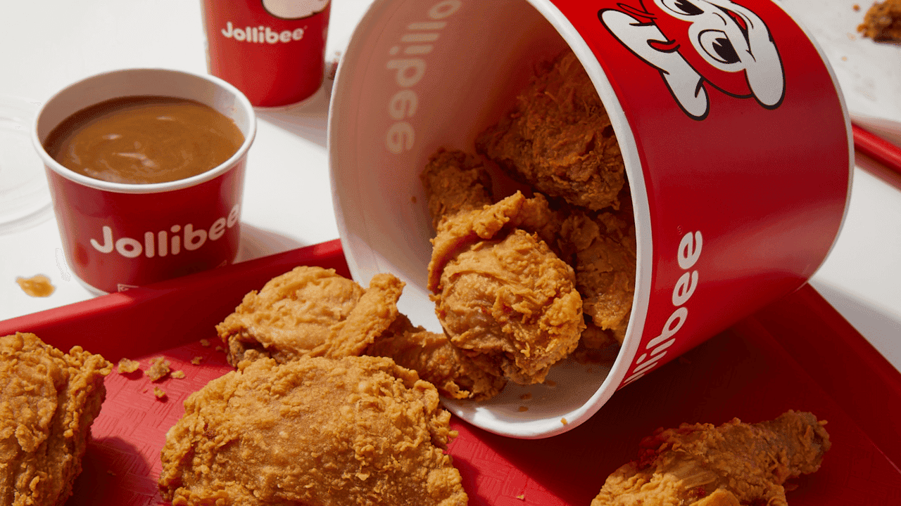 How undefined Evolved and Set New Standards How Jollibee Is Disrupting the QSR Franchise Industry