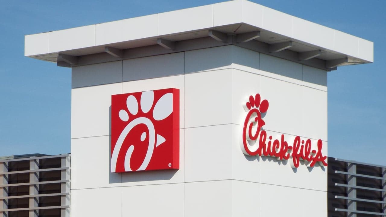 Do You Qualify? A Look at the Chick-fil-A Franchise Requirements Do You Qualify? A Look at the Chick-fil-A Franchise Requirements