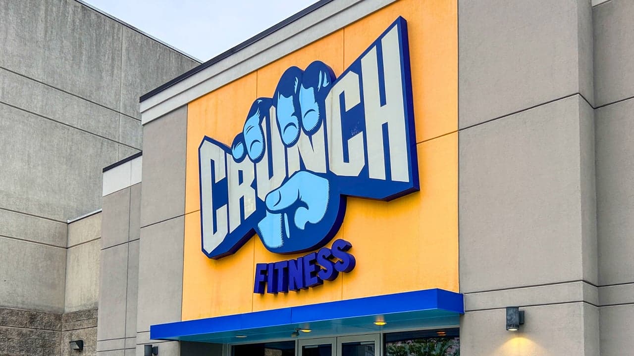 Sixth Street Takes Minority Stake in CR Fitness, the Largest Crunch Fitness Franchisee Sixth Street Takes Minority Stake in CR Fitness, the Largest Crunch Fitness Franchisee