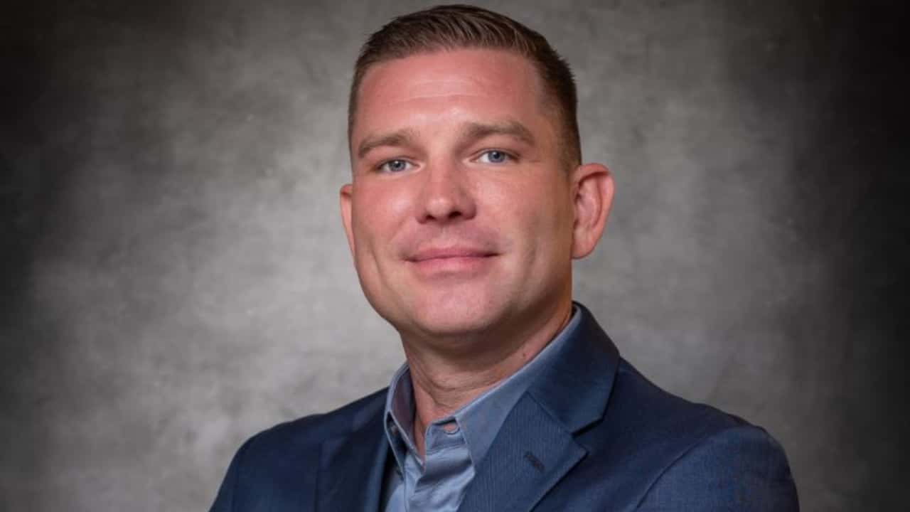 Paris Baguette Welcomes Zac Sulma as New Chief Operating Zac Sulma headshot, Paris Baguette