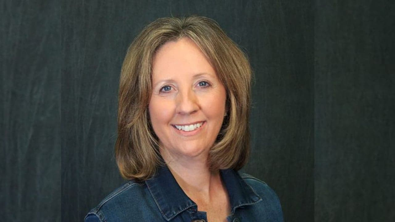 Right at Home Franchise Owner Stephanie Humphries to Share Journey From Physical Therapy to Multi-Unit Growth Right at Home Franchise Owner Stephanie Humphries to Share Journey From Physical Therapy to Multi-Unit Growth