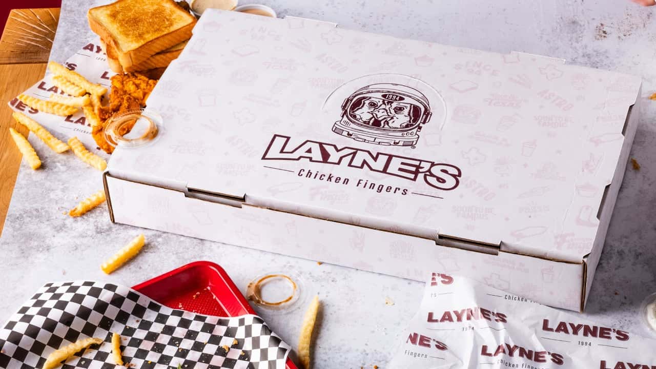 How to Read Layne’s Chicken Fingers’ 2026 Franchise Photo of Layne's Chicken Fingers party platter
