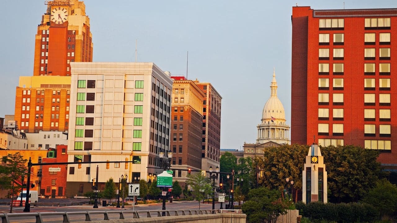Greater Lansing Business Monthly: Papa Murphy's Positions Itself for Rapid Growth in Lansing, Michigan Greater Lansing Business Monthly: Papa Murphy's Positions Itself for Rapid Growth in Lansing, Michigan