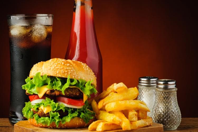 MOOvin’ to The OC: MOOYAH Burgers, Fries & Shakes Opens Location in Irvine MOOvin’ to The OC: MOOYAH Burgers, Fries & Shakes Opens Location in Irvine