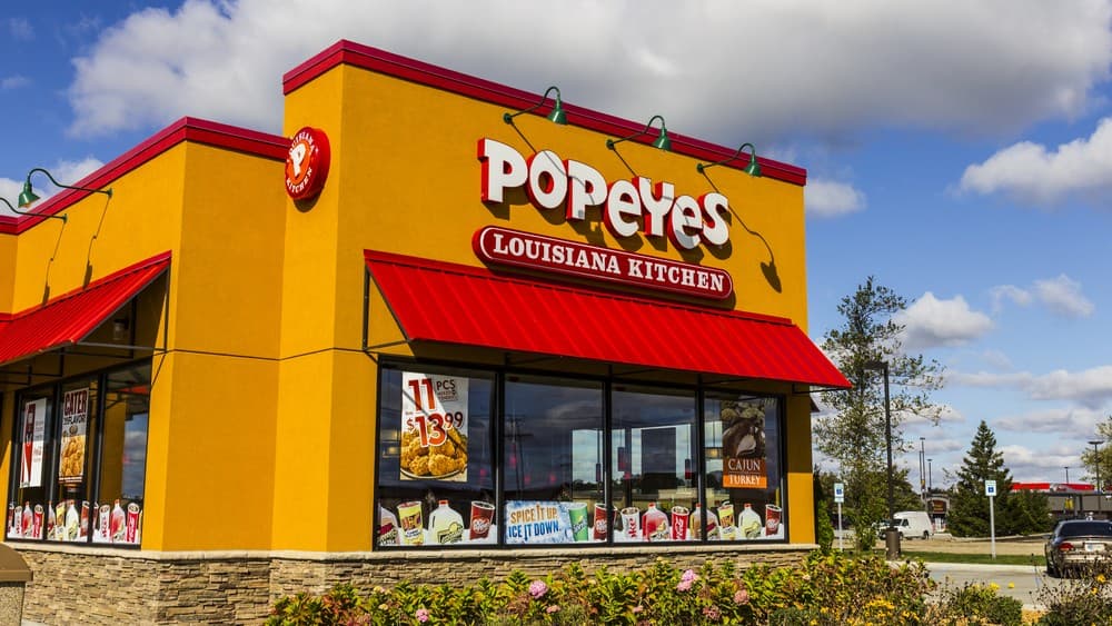 QSR Magazine: Popeyes Launches Delivery with Uber Eats in Major Markets QSR Magazine: Popeyes Launches Delivery with Uber Eats in Major Markets