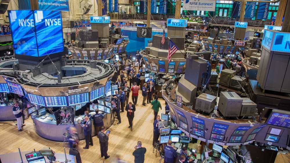 Dow Spikes After Report of New Trade Talks With China Dow Spikes After Report of New Trade Talks With China