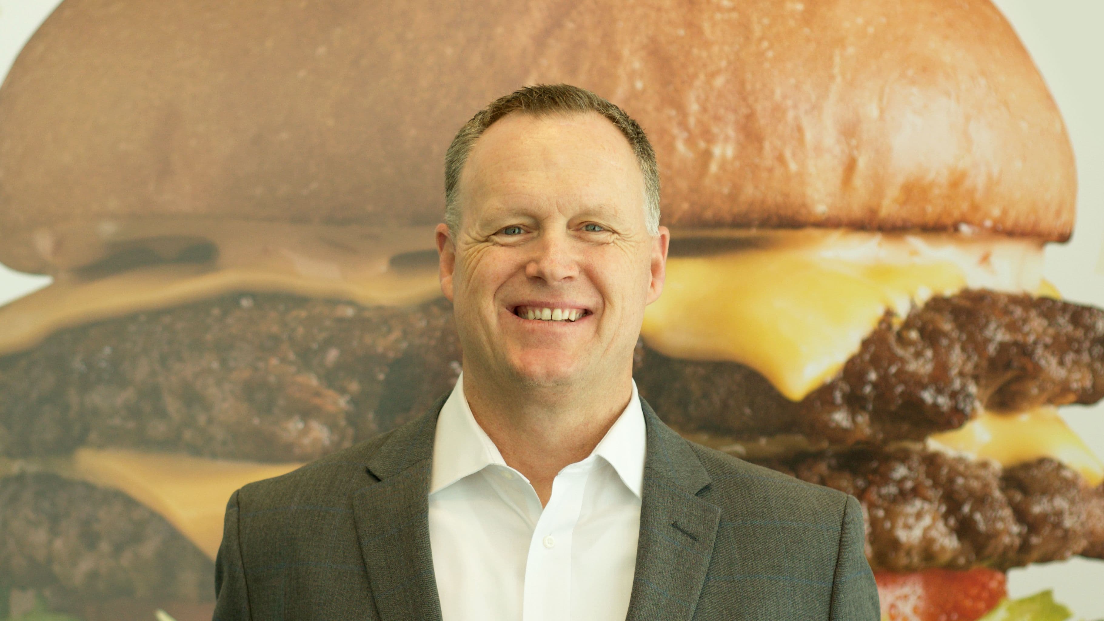 MOOYAH Burgers, Fries & Shakes Taps Industry Veterans For Next Chapter in Growth MOOYAH Burgers, Fries & Shakes Taps Industry Veterans For Next Chapter in Growth