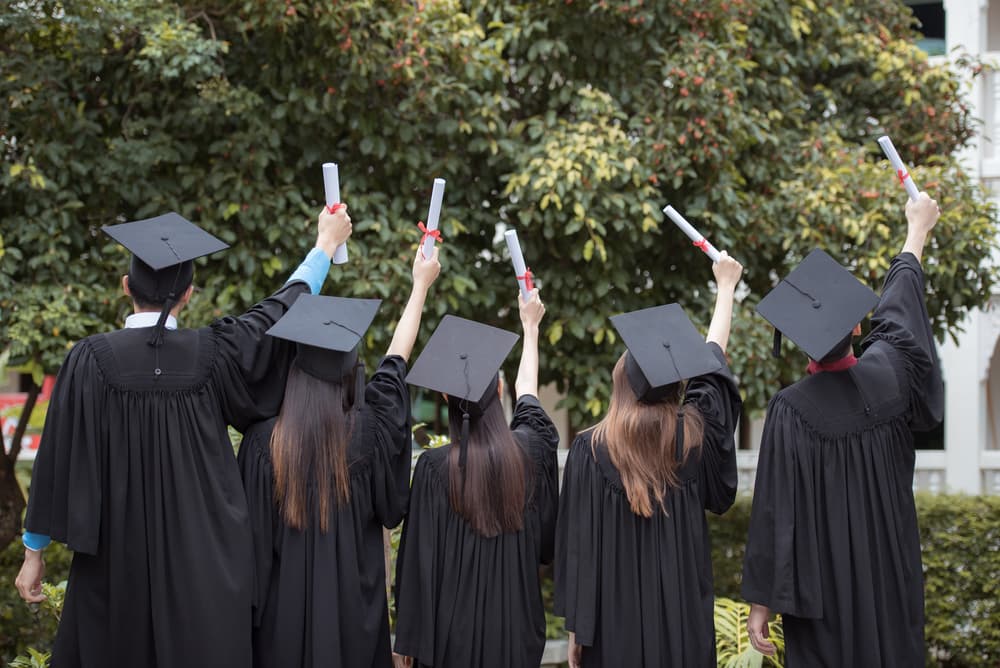 How QSR Chains Are Using Tuition Benefits to Attract and Retain Employees How QSR Chains Are Using Tuition Benefits to Attract and Retain Employees