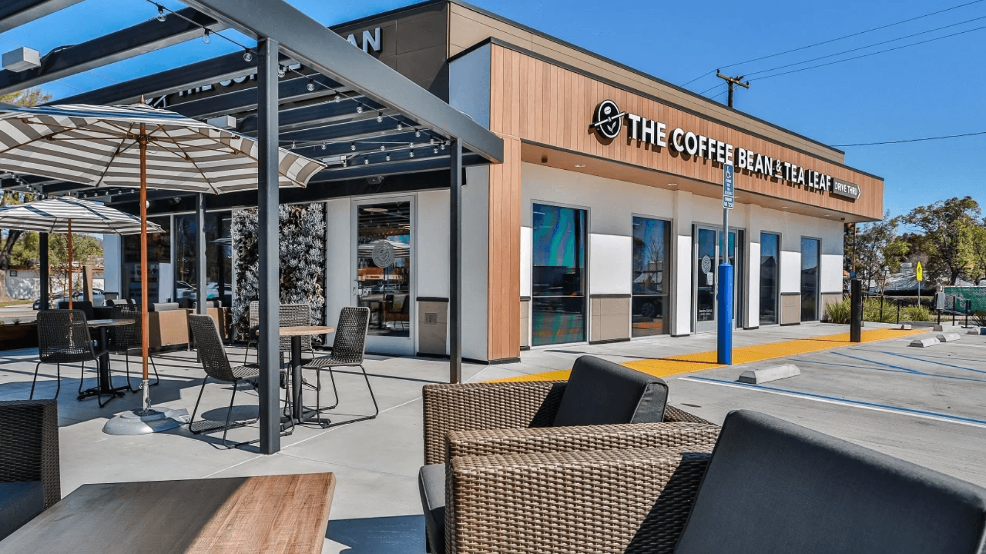 5 Reasons to Buy The Coffee Bean & Tea Leaf Franchise 5 Reasons to Buy The Coffee Bean & Tea Leaf Franchise