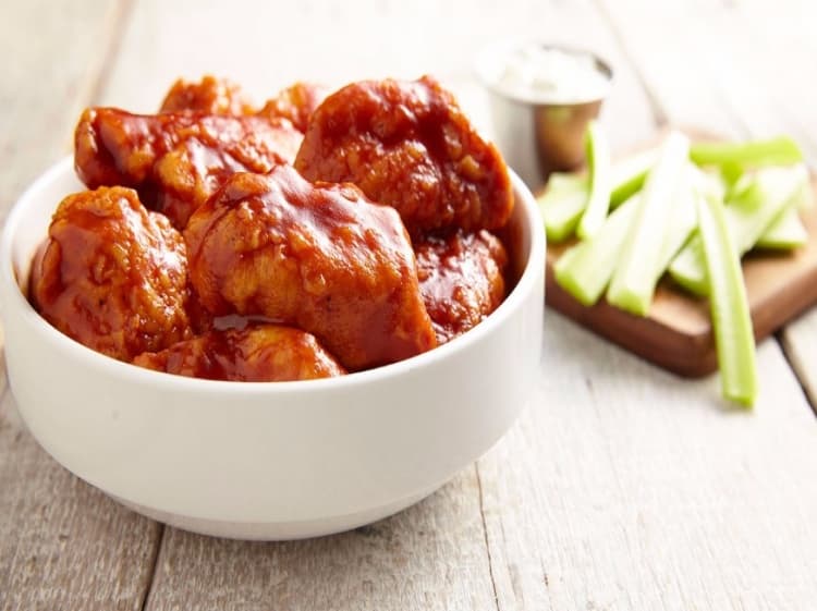 Buffalo Wings & Rings Scores Big During Sports Season Buffalo Wings & Rings Scores Big During Sports Season