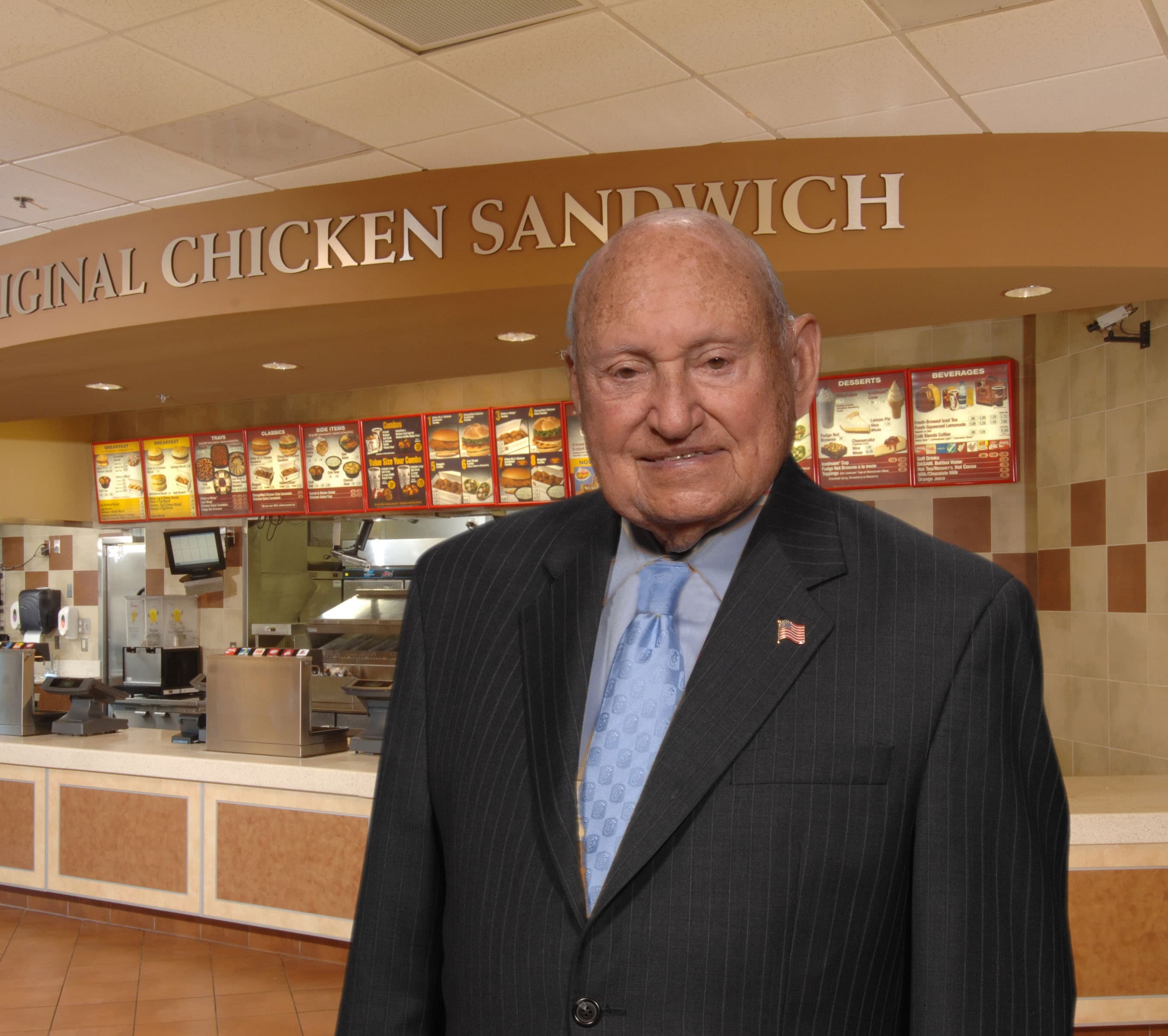 Chick-fil-A founder Truett Cathy remembered as visionary leader Chick-fil-A founder Truett Cathy remembered as visionary leader