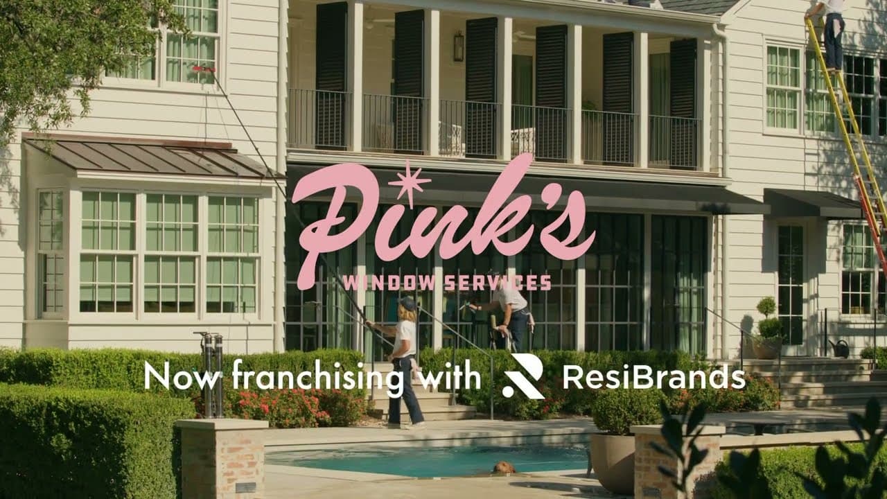 Pink's Window Services Business Window Cleaning Video Pink's Window Services professionals clean home windows efficiently using expert techniques.