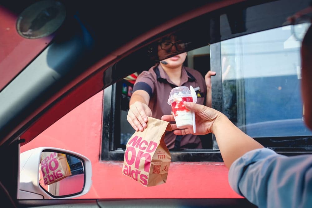 EATER: A Running List of the Chains Providing — and Not Providing — Paid Sick Leave EATER: A Running List of the Chains Providing — and Not Providing — Paid Sick Leave