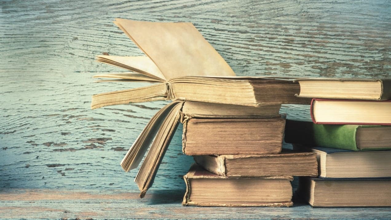 This Holiday Season, Give the Gift of Grammar This Holiday Season, Give the Gift of Grammar