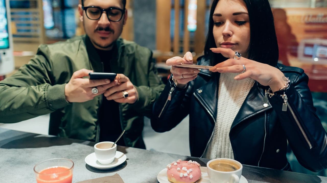 Restaurant Brands: Looking To Drive Traffic? Time to (Double) Tap Influencers Restaurant Brands: Looking To Drive Traffic? Time to (Double) Tap Influencers