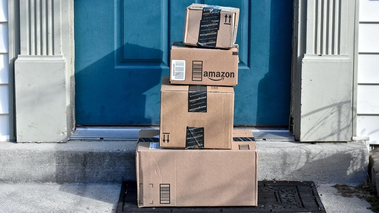 Bloomberg: Amazon to Create 100,000 New Jobs in U.S. in Next 18 Months Bloomberg: Amazon to Create 100,000 New Jobs in U.S. in Next 18 Months