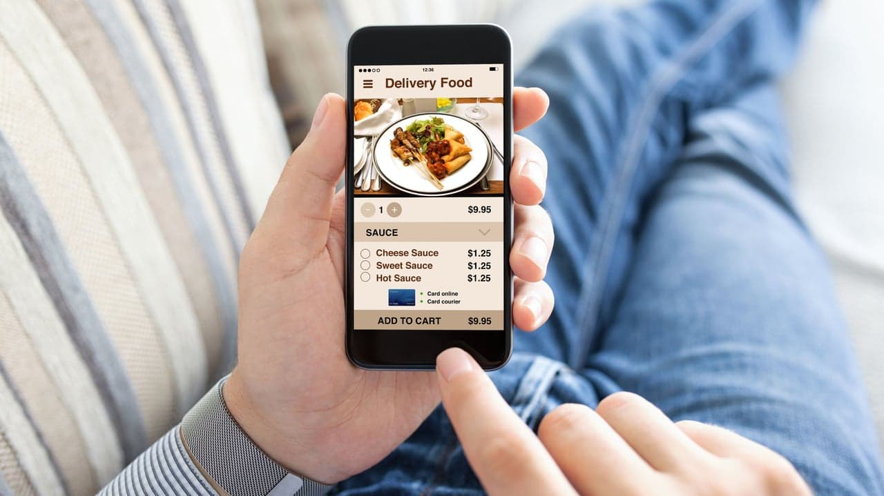 ‘Dark’ Kitchens Shine Light on Potential Restaurant Industry Transformation ‘Dark’ Kitchens Shine Light on Potential Restaurant Industry Transformation