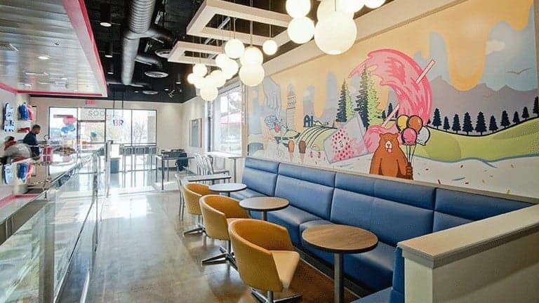 Next Generation Baskin-Robbins Store Unveiled in California Next Generation Baskin-Robbins Store Unveiled in California