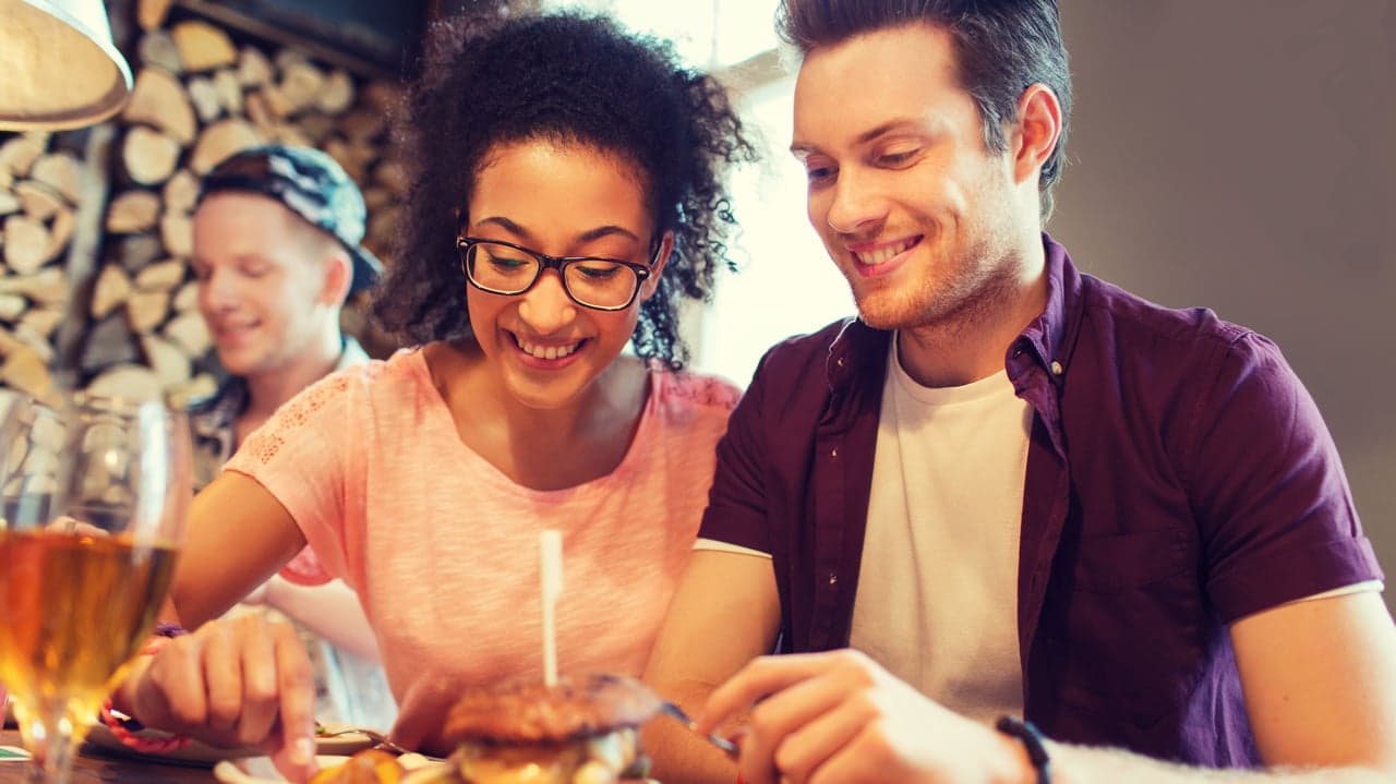 CNBC: Valentine’s Day Falls on a Wednesday this Year and That’s Bad News for Restaurants CNBC: Valentine’s Day Falls on a Wednesday this Year and That’s Bad News for Restaurants