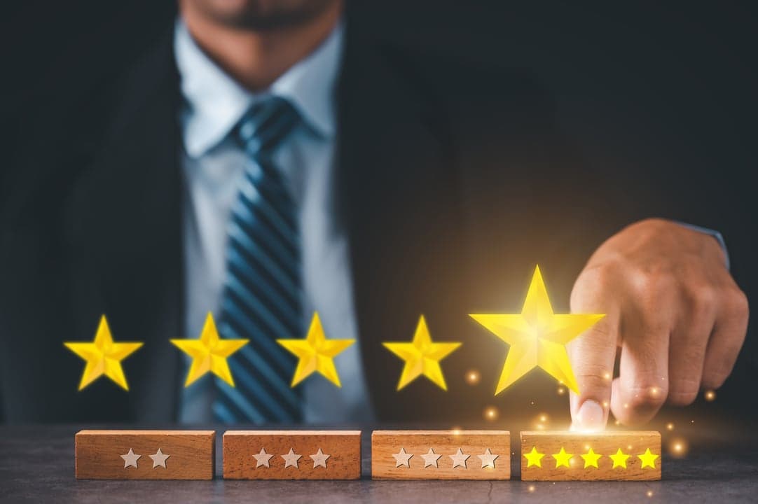 Happy Franchisees, More Leads: Why Positive Validation is Key for Organic Growth Happy Franchisees, More Leads: Why Positive Validation is Key for Organic Growth